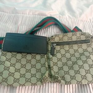Gucci Beige GG Supreme Crossbody with Green and Red Web Strap